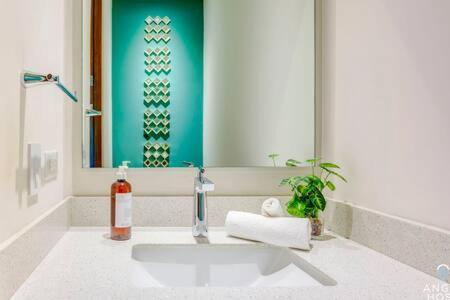 Luxury Escape Street In Playa Rooftop Pool